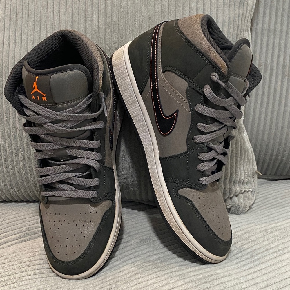 Jordan Men's Dark Gray and Orange Sneakers